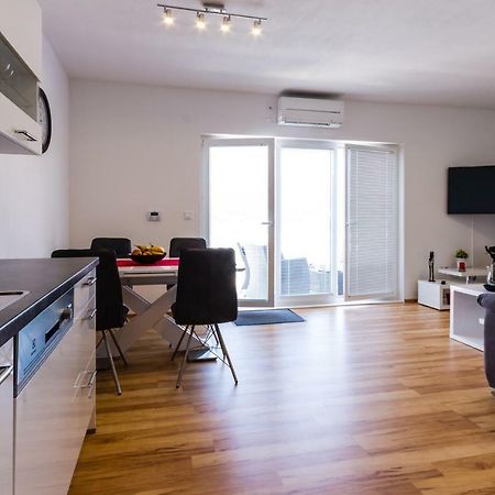 Apartman Orlando Zrnovo Εξωτερικό φωτογραφία