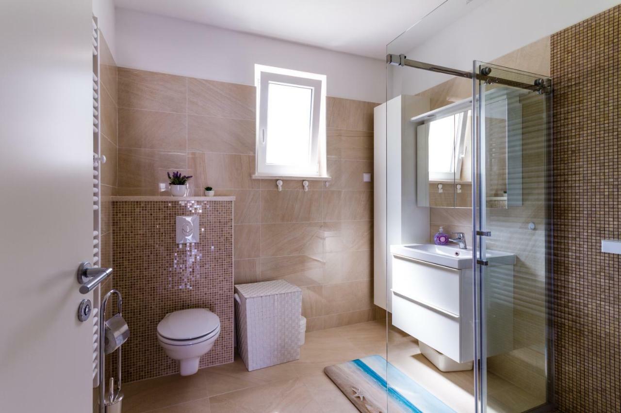 Apartman Orlando Zrnovo Εξωτερικό φωτογραφία