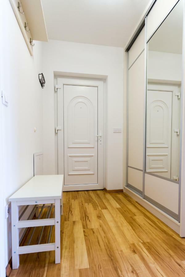 Apartman Orlando Zrnovo Εξωτερικό φωτογραφία