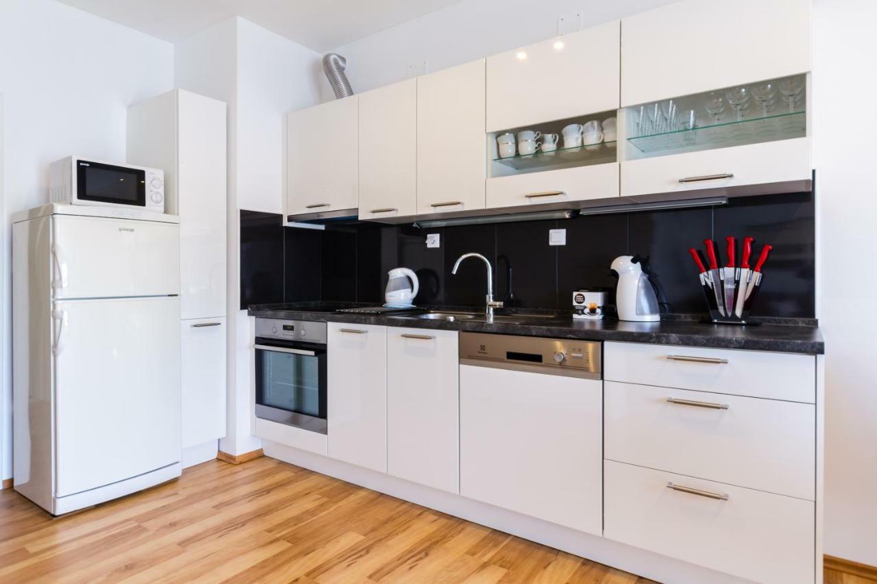 Apartman Orlando Zrnovo Εξωτερικό φωτογραφία